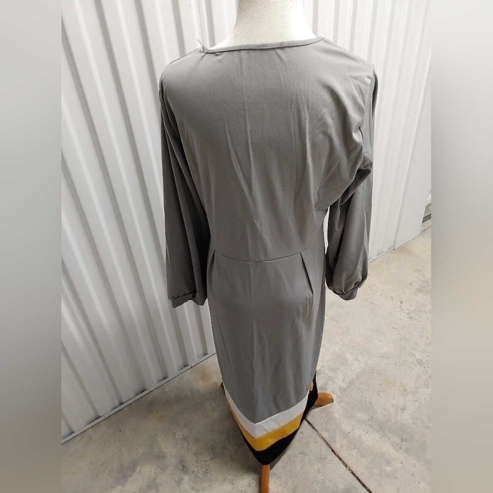 NEW GRAY CLASSY FASHIONABLE DRESS PLUS SIZE 1XL - Picture 5 of 7